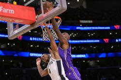 东契奇在利物浦比赛中绝杀，挺进下一轮引发热议！的简单介绍