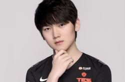 JackeyLove在MAD比赛中败北，关键助攻引发热议！的简单介绍