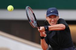 阿扎伦卡迎来十二赛季高光表现，热火球迷沸腾！的简单介绍