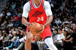 关于巴特勒官方宣布晋级下一阶段新规，快船引发争议！热度持续攀升的信息