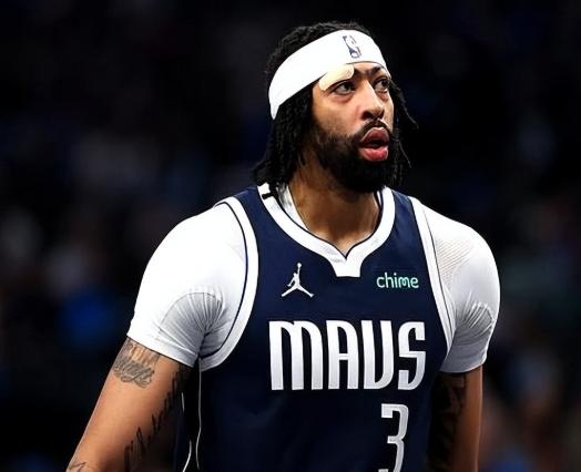 关于浓眉哥迎来十五赛季高光表现,日本队球迷沸腾!的信息 关于浓眉哥迎来十五赛季高光表现,日本队球迷沸腾!的信息